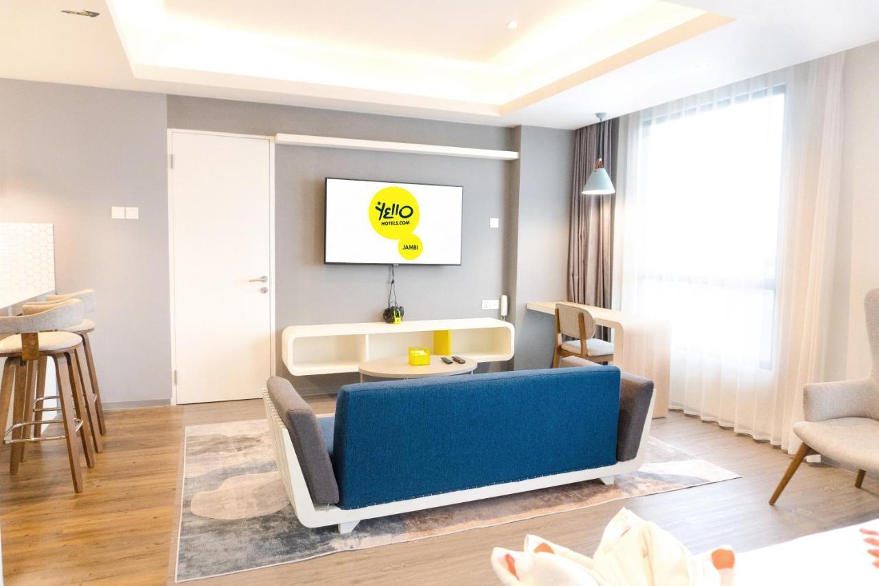 Yello Hotel Jambi Palmerah Buitenkant foto