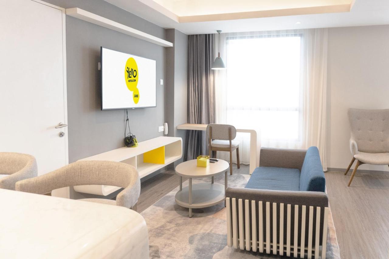 Yello Hotel Jambi Palmerah Buitenkant foto